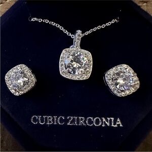 Macy's Fine Silver Plated Cubic Zirconia Necklace and Stud Earring Set‎ NWOT